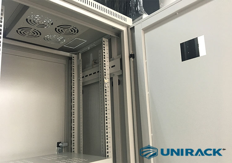 Tủ rack 27U Unirack sản xuất theo đơn đặt hàng