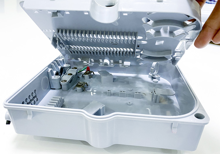 Hộp phối quang ODF 12FO ngoài trời cung cấp bởi Unirack