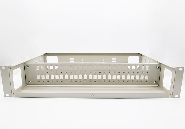 Hộp phối quang trong nhà 48FO đầy đủ phụ kiện Unirack