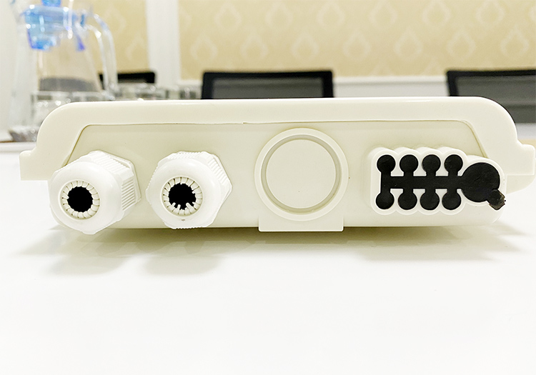 Hộp phối quang ODF 8FO ngoài trời vỏ nhựa, giá rẻ