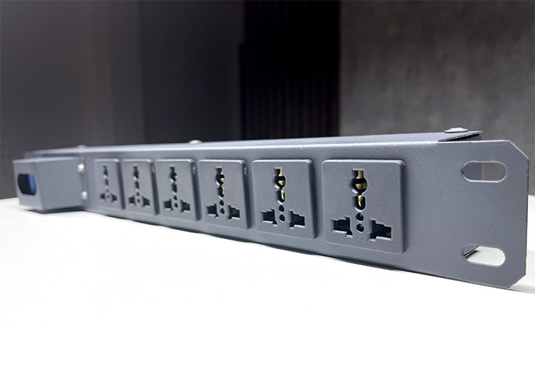 Thanh nguồn PDU 6 ổ cắm đa năng MCB20A