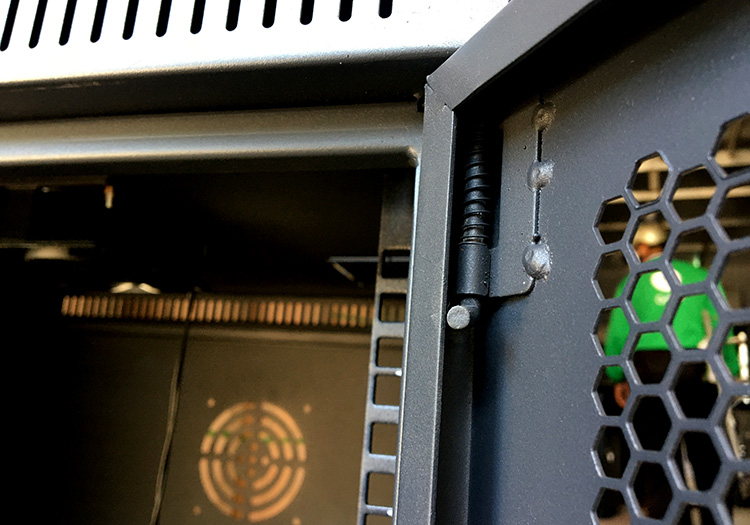 Tủ rack 10U D600, Tủ mạng 10U D600 màu đen Unirack 