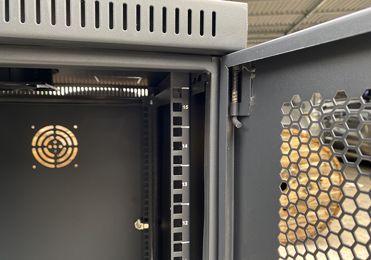 Tủ rack 15U D600, Tủ mạng 15U D600, UNR-N15UD600 Tủ rack 15U D600, Tủ mạng 15U D600, UNR-N15UD600