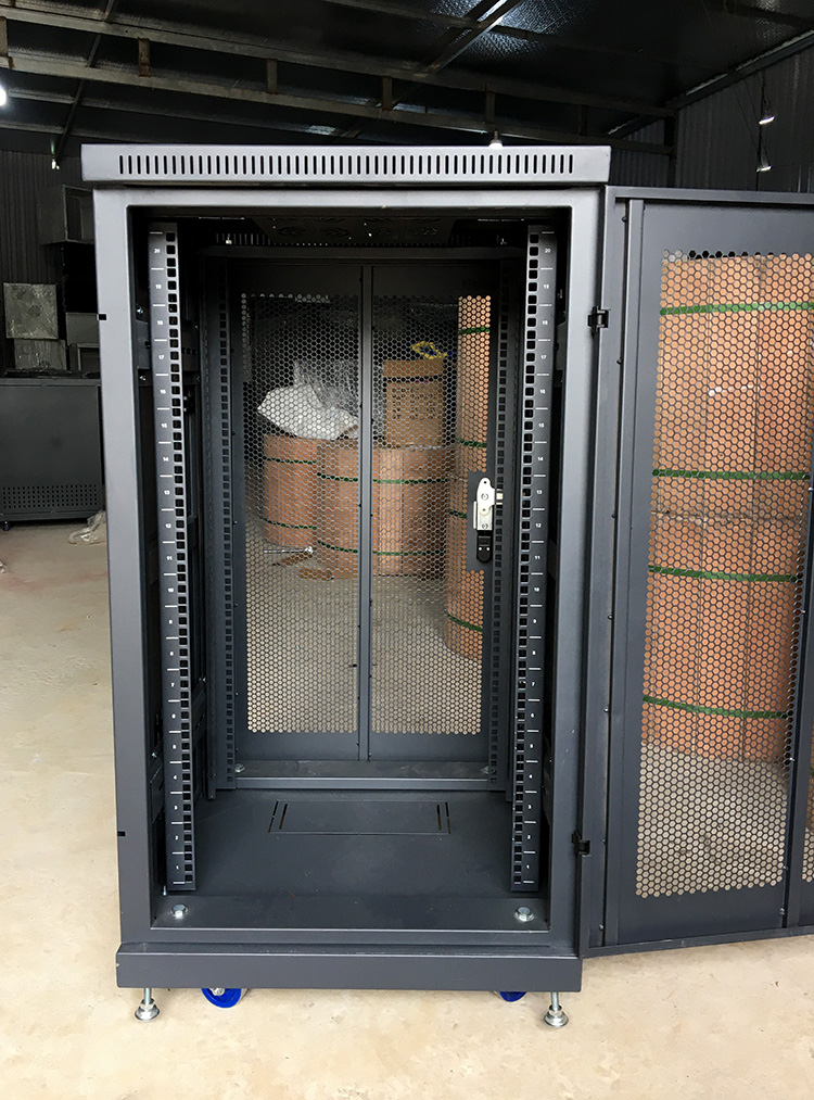 Tủ rack 20U D600, Tủ mạng 20U D600 UNR 20UD600-2CL