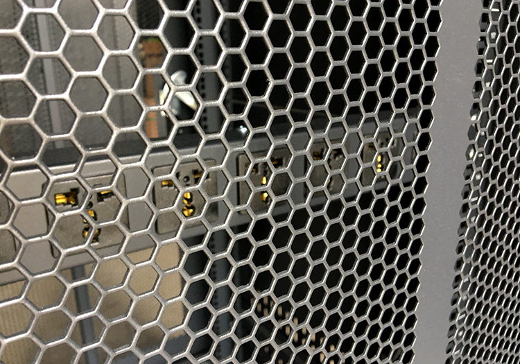 Tủ rack 20U D600, Tủ mạng 20U D600 UNR 20UD600-2CL