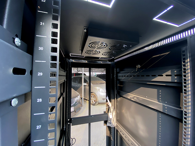 Tủ Rack 32U D1000, Tủ mạng 32U D1000 Unirack