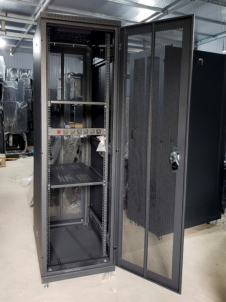 Tủ rack 42U D800, Tủ mạng 42U D800, 2 cửa lưới UNR-42UD800-2CL Tủ rack 42U D800, Tủ mạng 42U D800, 2 cửa lưới UNR-42UD800-2CL